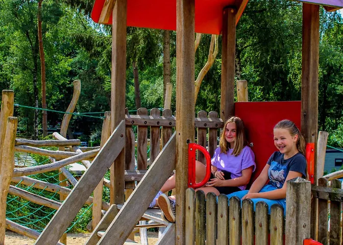 Nature Escape W Garden 헨덜루