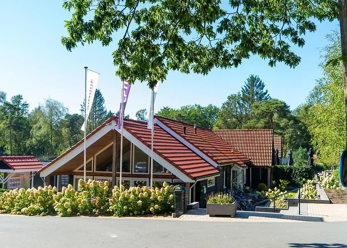 Nature Escape W Garden * 헨덜루