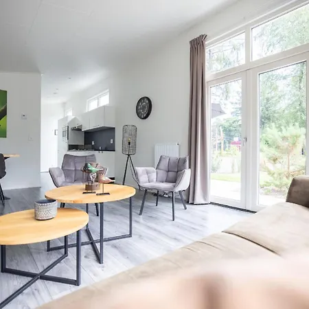 Nature Escape W Garden