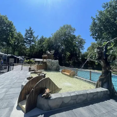 Nature Escape W Garden